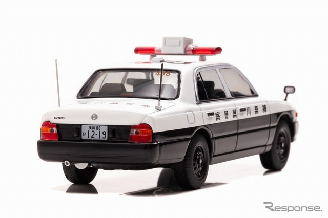 日産 クルー 1995 神奈川県警察交通部交通機動隊車両(1/43スケールモデル)