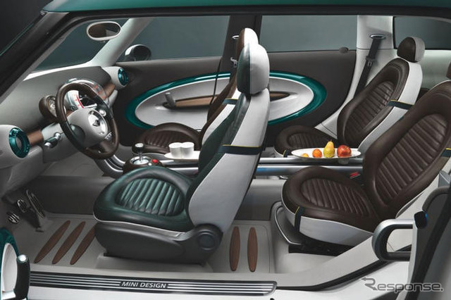 MINI、バルセロナのアパレル見本市に出展