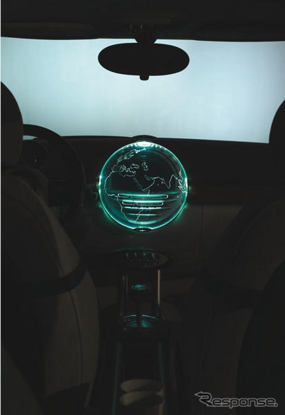 MINI、バルセロナのアパレル見本市に出展