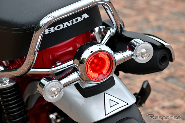 ホンダ ダックス125(パールネビュラレッド)