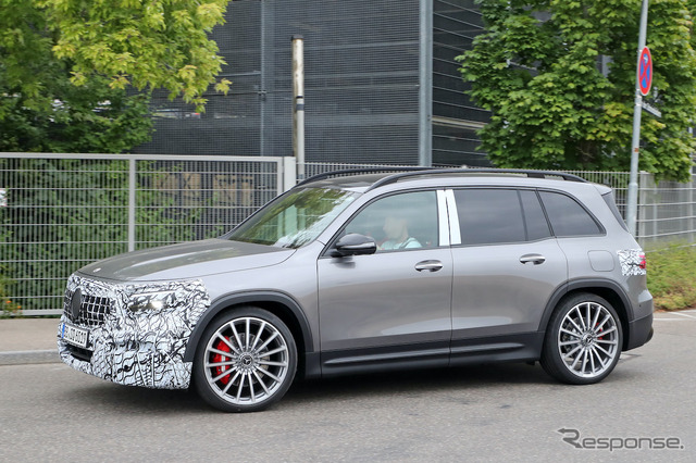 メルセデス AMG GLB 35 プロトタイプ(スクープ写真)