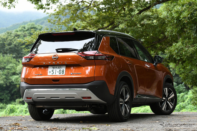 日産 エクストレイル 新型(G e-4ORCE)