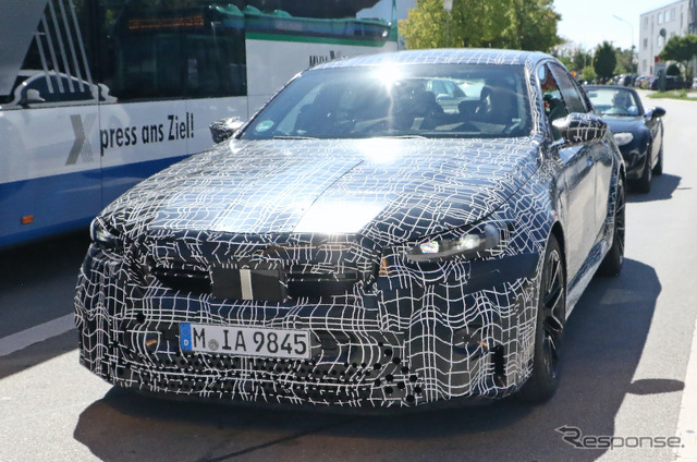 BMW M5 次期型プロトタイプ(スクープ写真)