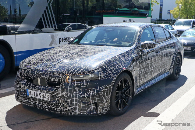 BMW M5 次期型プロトタイプ(スクープ写真)