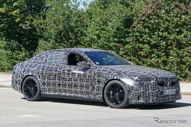 BMW M5 次期型プロトタイプ(スクープ写真)