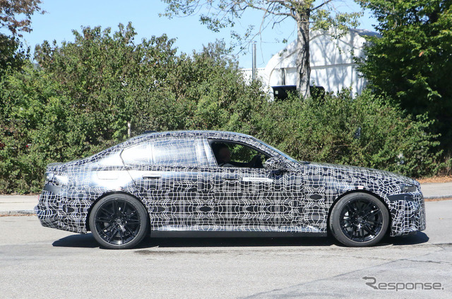 BMW M5 次期型プロトタイプ(スクープ写真)