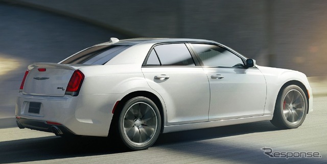 クライスラー 300C の2023年モデル