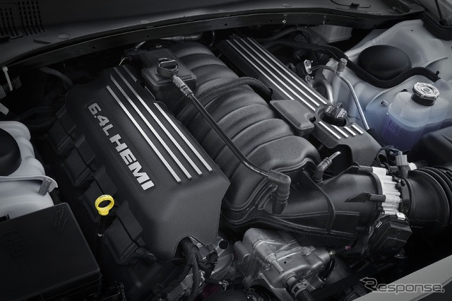 クライスラー 300C の2023年モデル