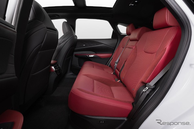レクサス RX 新型の「RX 500h F SPORT パフォーマンス」(米国仕様)