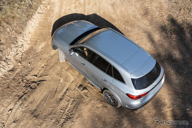 メルセデスベンツ GLC 新型(GLC400e)