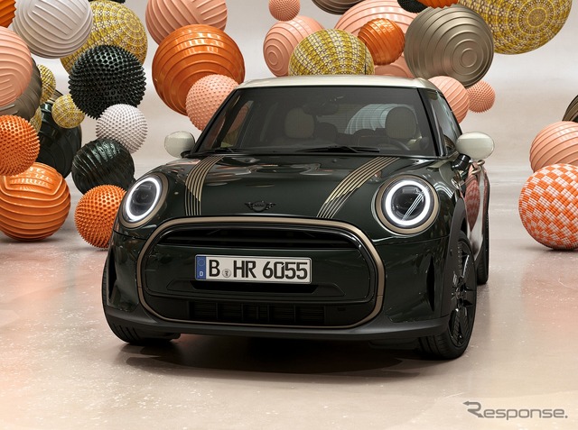 MINI クーパー 5ドア レゾリュートエディション