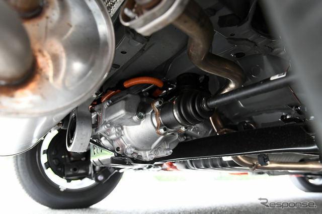 トヨタ シエンタ 新型(Z ハイブリッド E-Four)