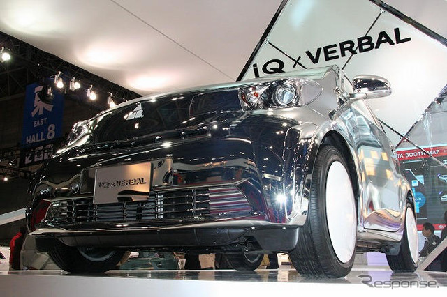 【東京オートサロン09】写真蔵…トヨタ iQ アラカルト