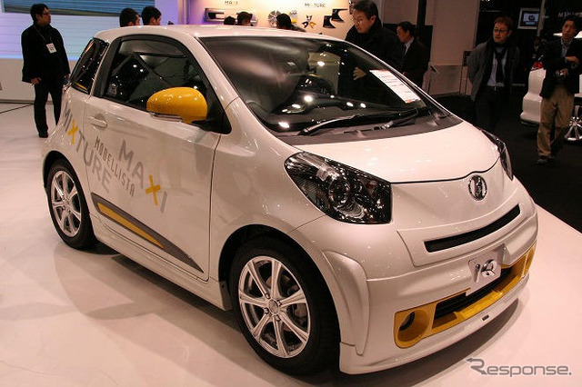 【東京オートサロン09】写真蔵…トヨタ iQ アラカルト