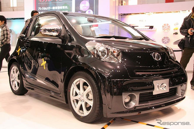 【東京オートサロン09】写真蔵…トヨタ iQ アラカルト