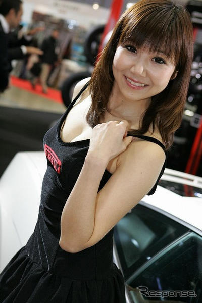 【東京オートサロン09】写真蔵…ピレリ