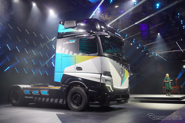 メルセデスベンツトラックの電気大型トラック『eアクトロス ロングホール』(IAAトランスポーテーション2022)