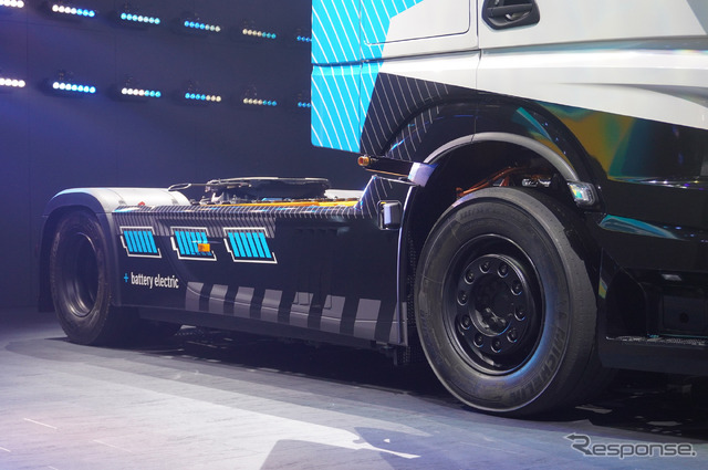 メルセデスベンツトラックの電気大型トラック『eアクトロス ロングホール』(IAAトランスポーテーション2022)