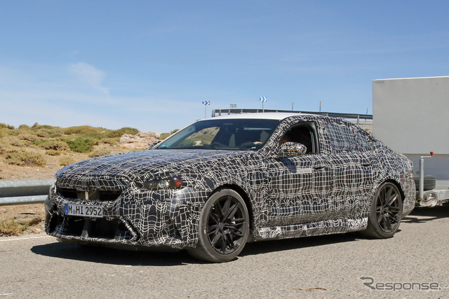 BMW M5 次期型プロトタイプ(スクープ写真)