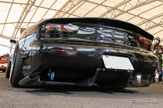 自らメンテナンス、オンリーワンに仕上げたマツダ RX-7 ~A-MESSE~