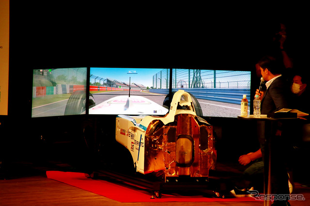 松田次生選手によるレーシングシミュレータードライブ