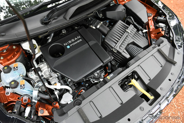 日産 エクストレイル 新型(G e-4ORCE)