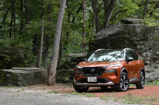 日産 エクストレイル 新型(G e-4ORCE)