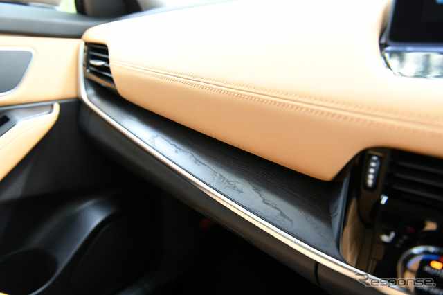 日産 エクストレイル 新型(G e-4ORCE)