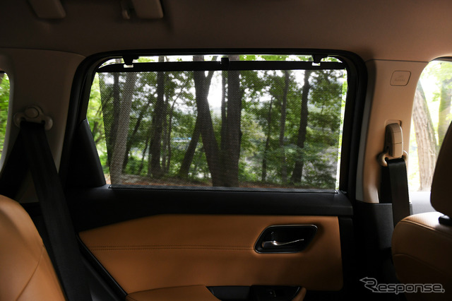 日産 エクストレイル 新型(G e-4ORCE)
