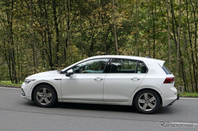 VW ゴルフ 改良新型プロトタイプ(スクープ写真)