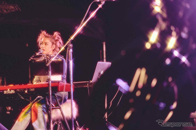 音楽マルチメディア「block.fm」がプロデュースするLIVEステージ。大トリはChara。