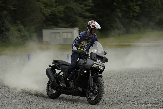 「Pan America Dirt Rider’s Club」講師は、エンデューロレース国際A級ライダーの和泉 拓氏。