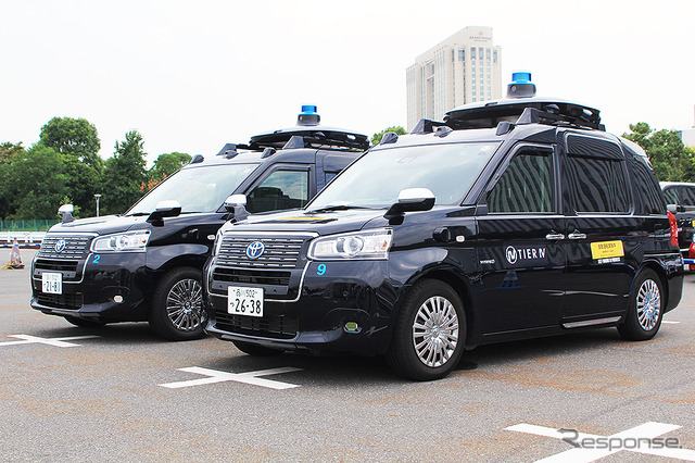 SIP 自動運転 実証実験プロジェクトに参画するティアフォーのロボット・タクシー(トヨタジャパンタクシー)