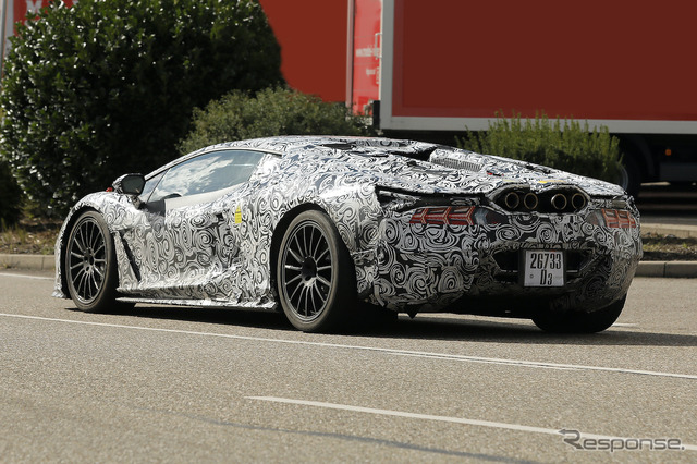 ランボルギーニ アヴェンタドール 後継モデルのプロトタイプ(スクープ写真)