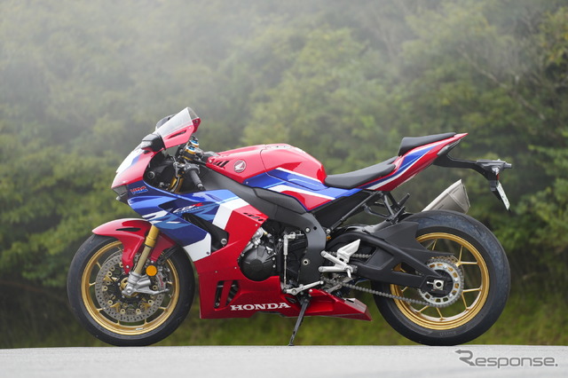 ホンダ CBR1000RR-R