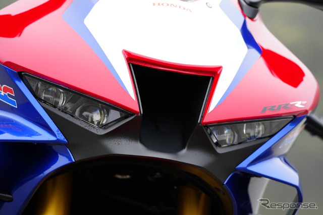 ホンダ CBR1000RR-R