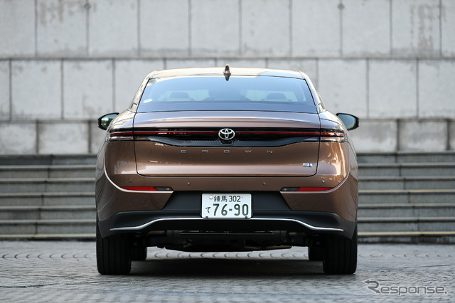 トヨタ クラウン クロスオーバー G アドバンスト レザーパッケージ