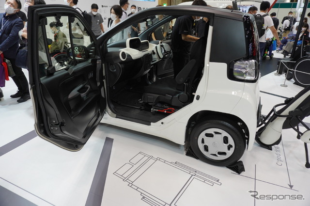トヨタ自動車:C+pod plus Concept(国際福祉機器展2022)