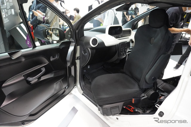 トヨタ自動車:C+pod plus Concept(国際福祉機器展2022)