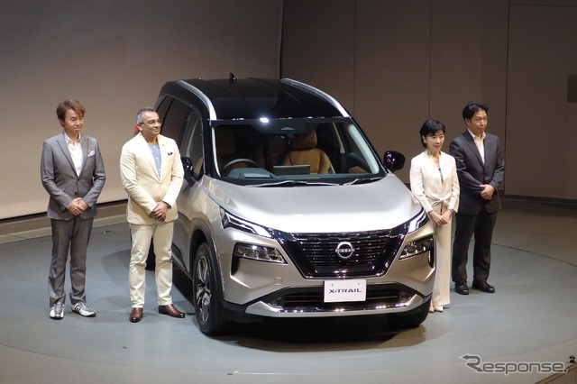 日産エクストレイル新型発表