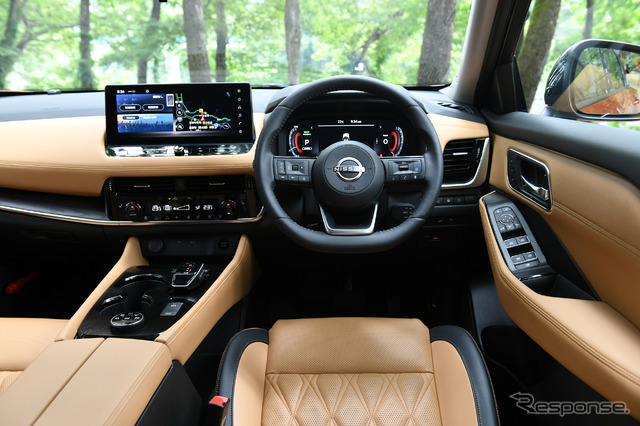 日産 エクストレイル 新型(G e-4ORCE)