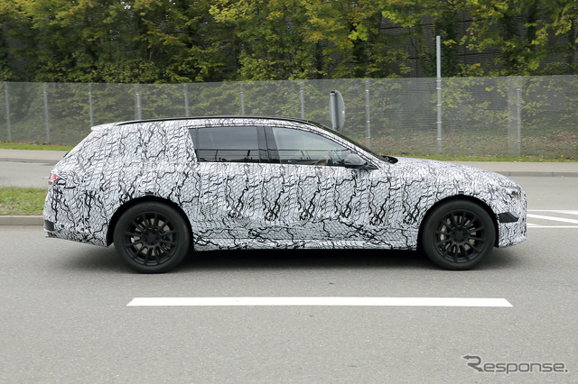 メルセデスベンツ Eクラス ステーションワゴン 次期型プロトタイプ(スクープ写真)