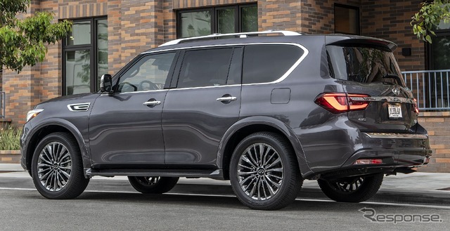 インフィニティ QX80 の2023年モデル