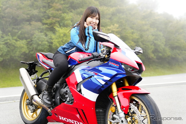 ホンダ CBR1000RR-Rと美音響華