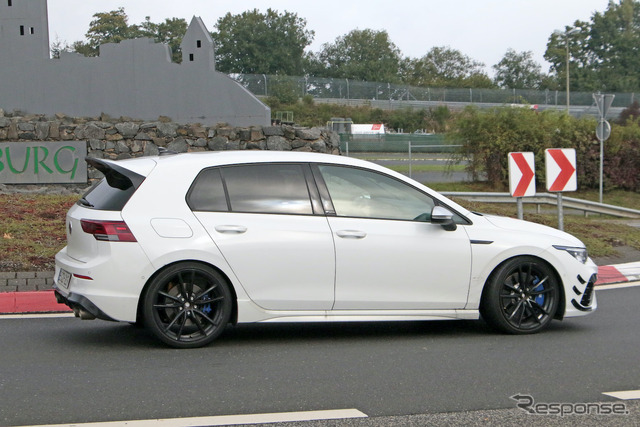 謎のVW『ゴルフR』プロトタイプ(スクープ写真)