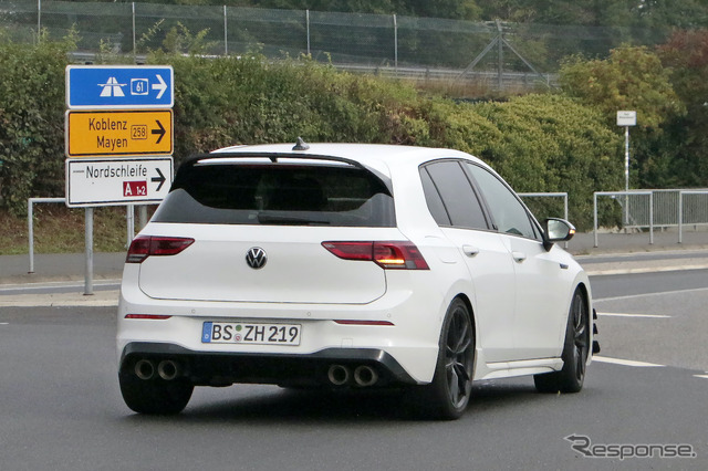 謎のVW『ゴルフR』プロトタイプ(スクープ写真)