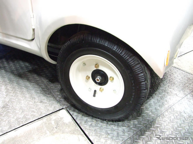 【カーエレ09】タケオカ自動車工芸 T10…孫に