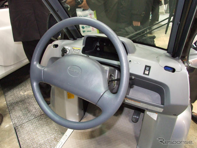 【カーエレ09】トヨタ車体 コムス デリバリータイプ、の次