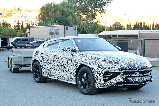 ランボルギーニ ウルスPHEV プロトタイプ(スクープ写真)