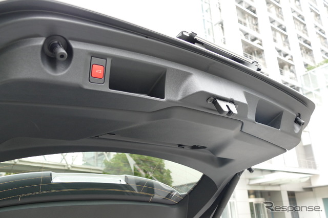 プジョー308 SW GT HYBRID